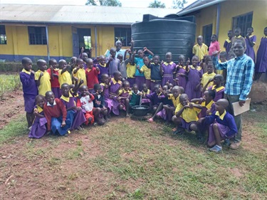 Students-at-Kubar-school-give-the-new-water-tanks-the-thumbs-up
