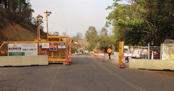 Gates at Tyalgum Road extreme slip