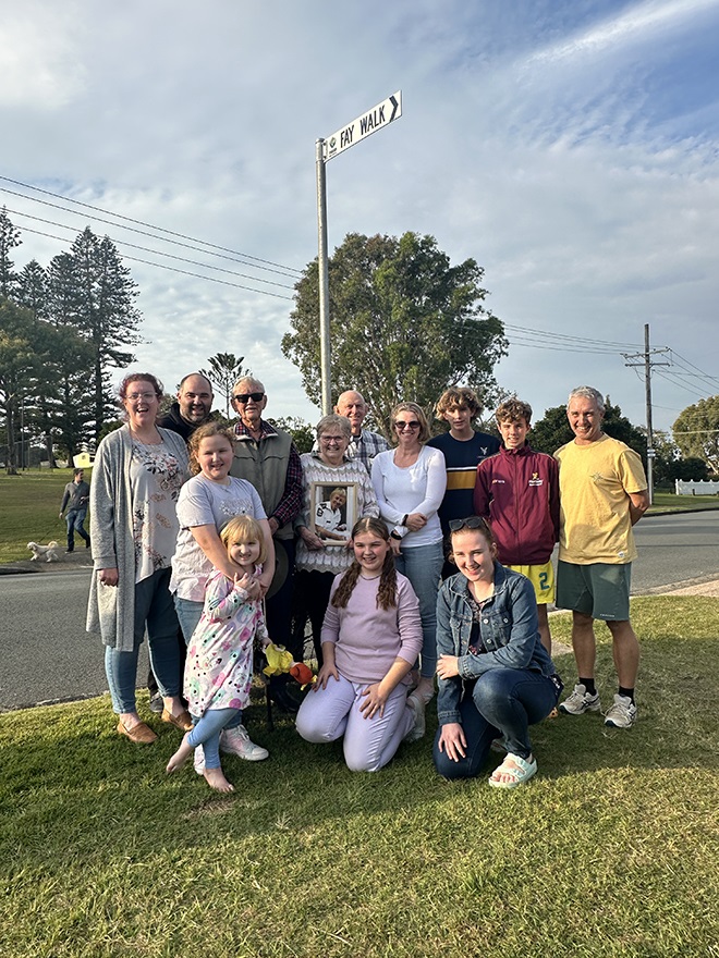 fay_walk_family_1492653-2990927.jpg
